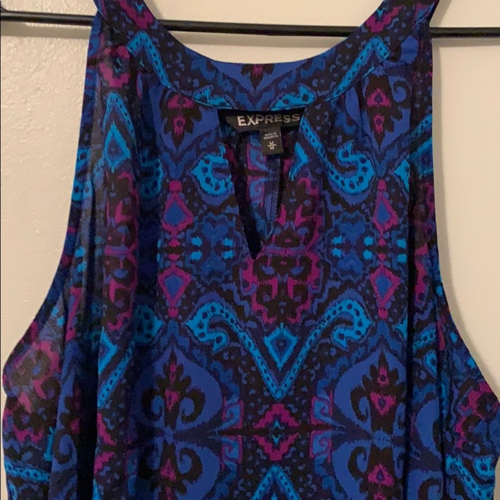 Express flowy patterned top - Picture 6 of 6